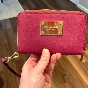 Michael Kors Wallet/Wristlet